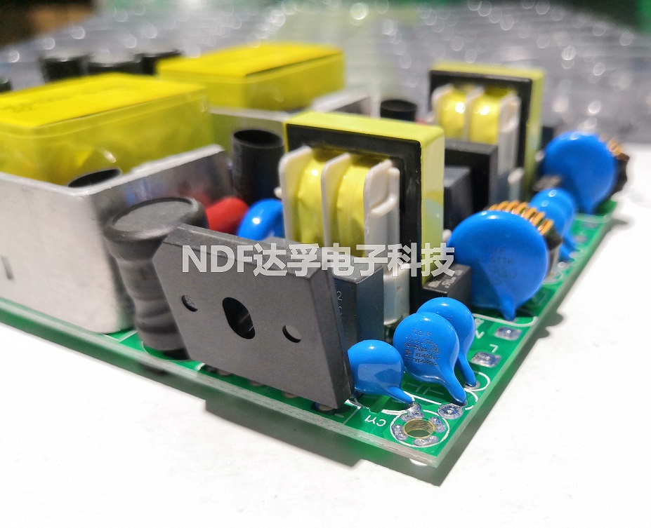 如何判斷高壓瓷片電容器的好壞？