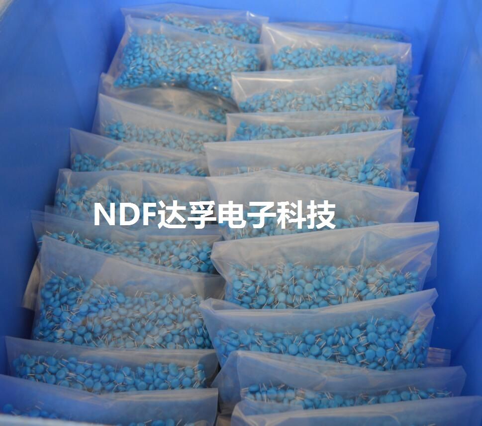 什么是高壓瓷片電容器？